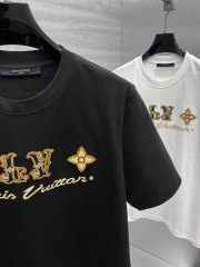 GXZ Men’s Luxe Embroidered Logo T-Shirt – Premium Casualwear for Stylish Men