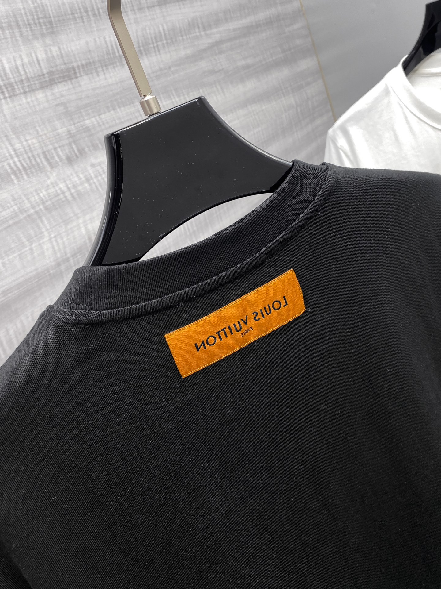 GXZ Men’s Luxe Embroidered Logo T-Shirt – Premium Casualwear for Stylish Men