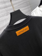 GXZ Men’s Luxe Embroidered Logo T-Shirt – Premium Casualwear for Stylish Men