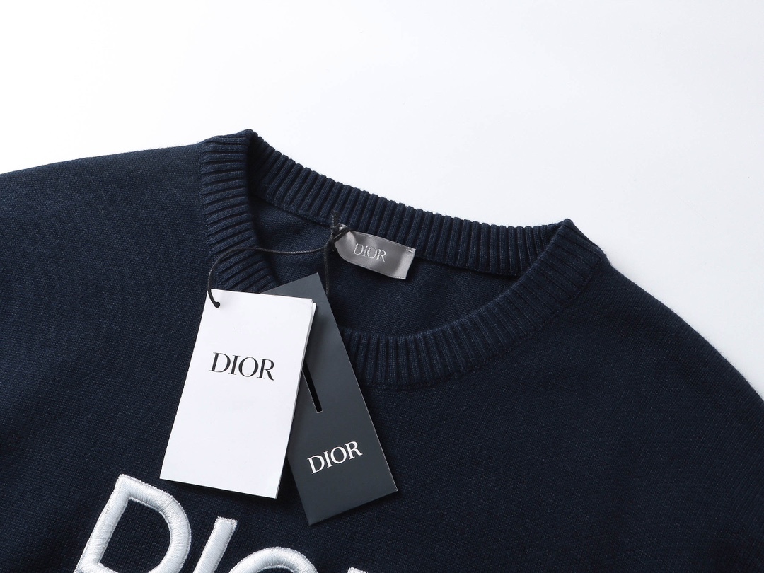 Timeless Elegance with the GXZ Embroidered Knit Sweater