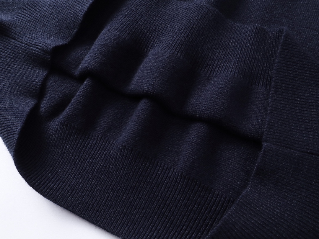Effortless Luxury: GXZ Bold Embroidered Knit Sweater