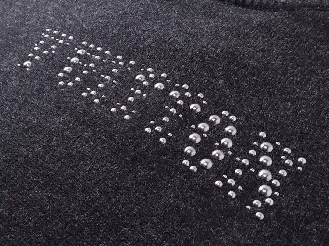 Shine Bright: GXZ Crystal-Embellished Knit Sweater