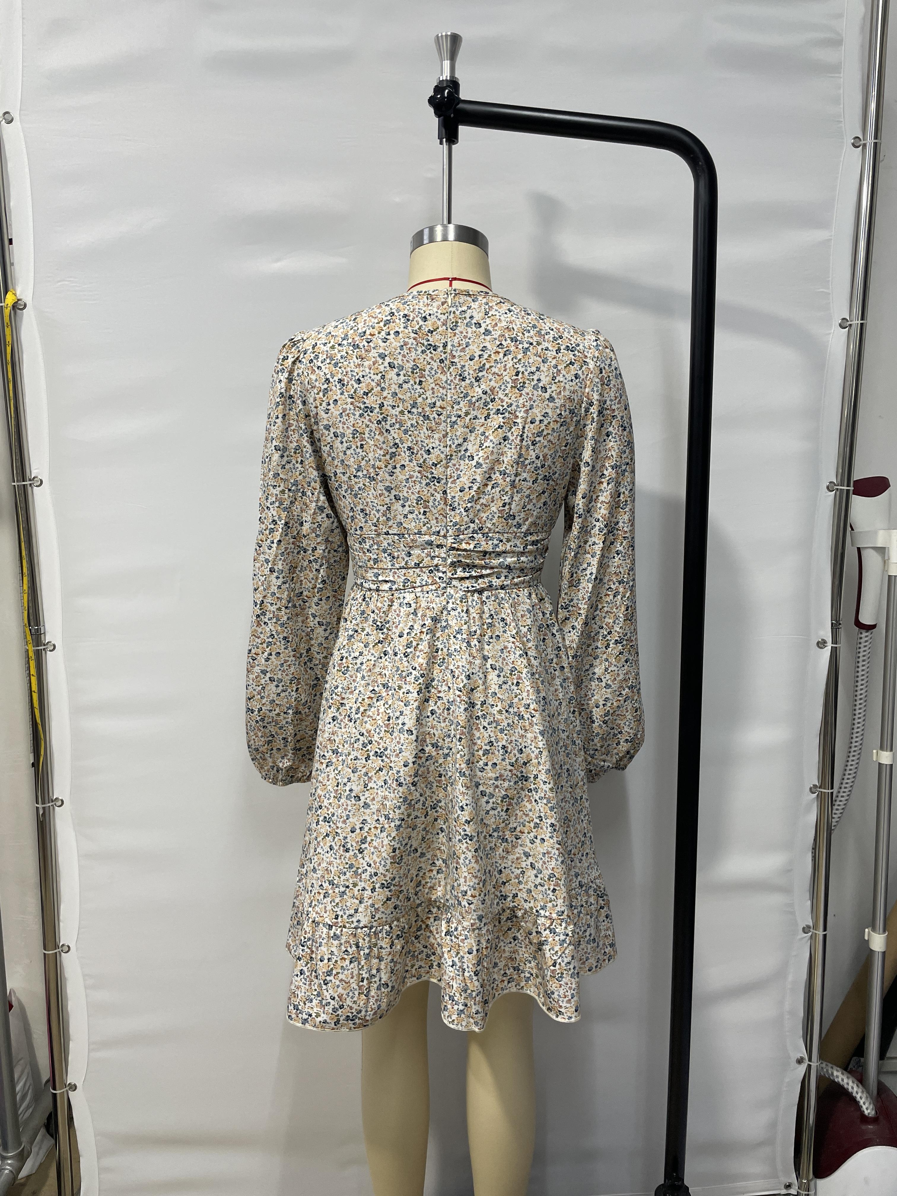 GXZ Floral Print Long-Sleeve Dress - A Must-Have for Elegant Women