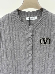 GXZ Elegant Cable Knit Cardigan with Embroidered Logo