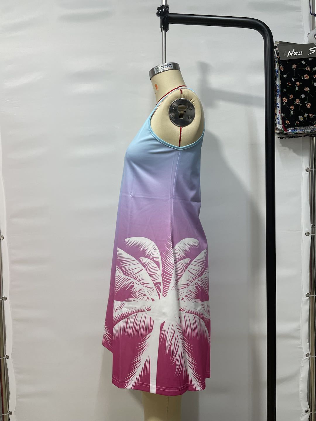 GXZ Gradient Palm Print Sleeveless Dress - A Tropical Summer Essential