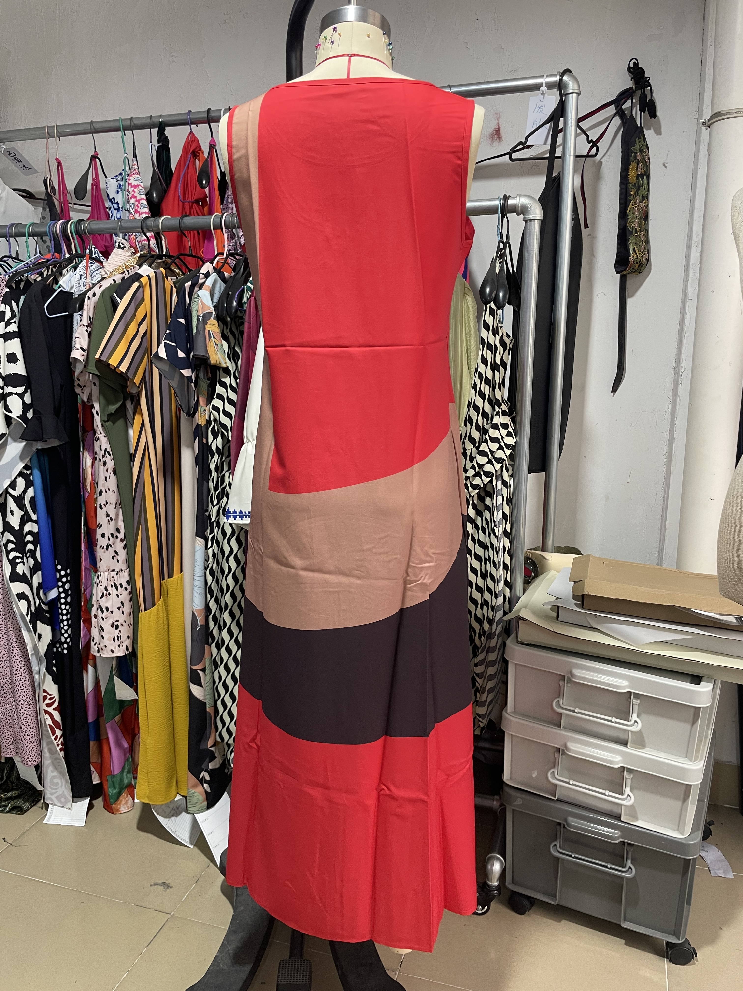GXZ Women’s Colorblock Sleeveless Maxi Dress – Bold Elegance for Summer