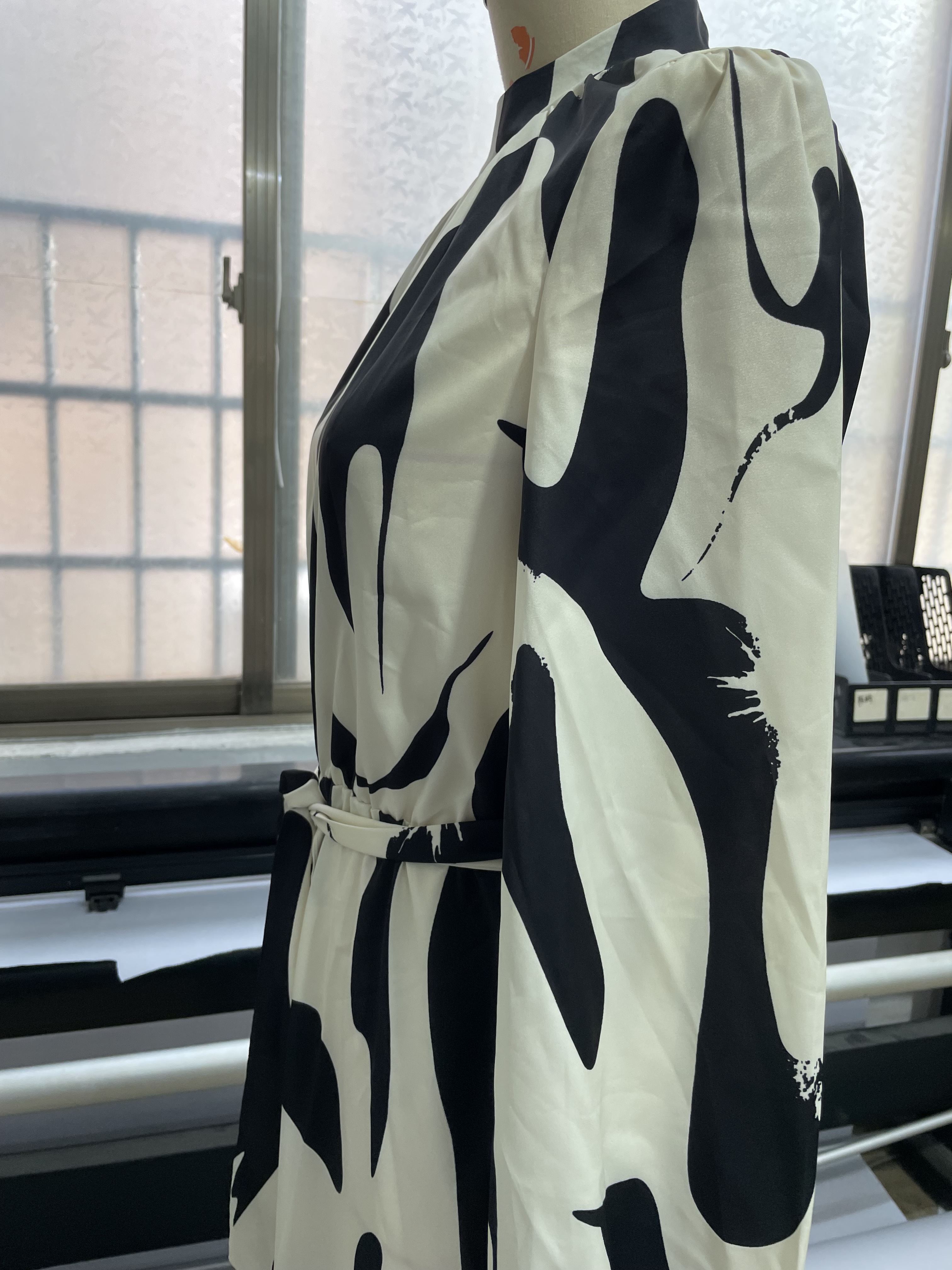 GXZ Women's Abstract Print High-Neck Jumpsuit Elegant Wide-Leg Design