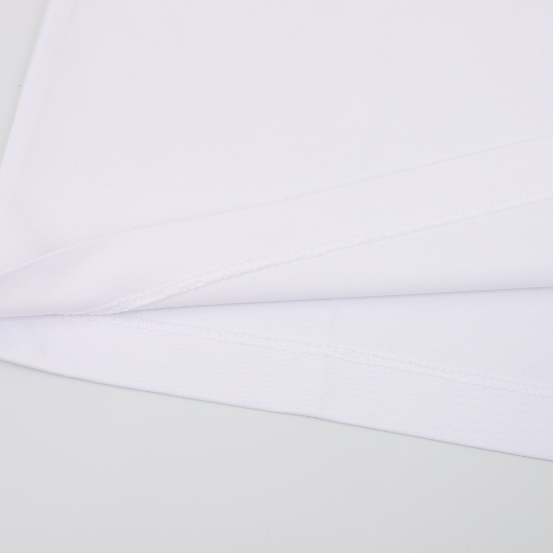 GXZ White Kenzo-Inspired T-Shirt | Classic Minimalist Logo Design