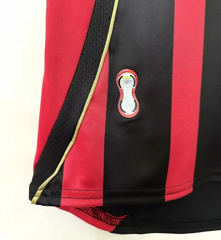 AC Milan Ronaldo #99 Maldini #3 Kakà #22 Retro Jersey Home Replica 2006-07
