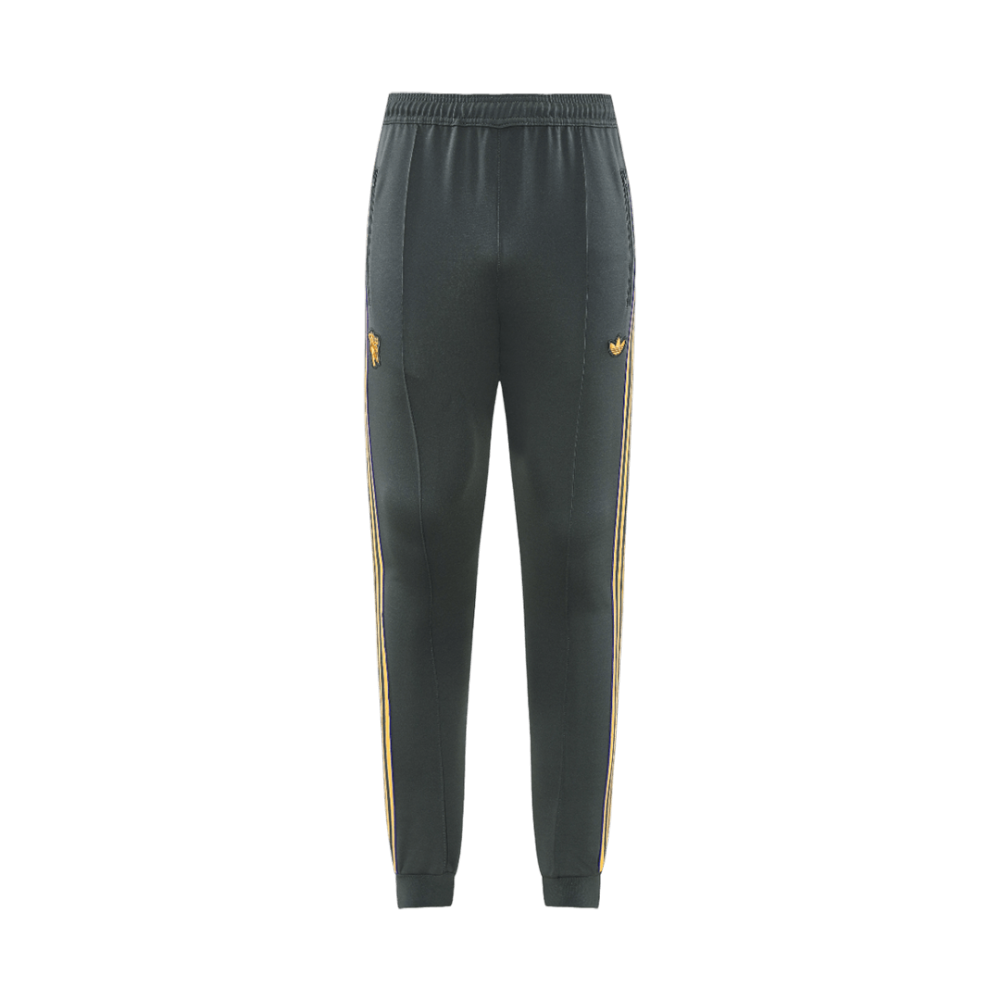 Manchester United Soccer Training Kit 2025/26