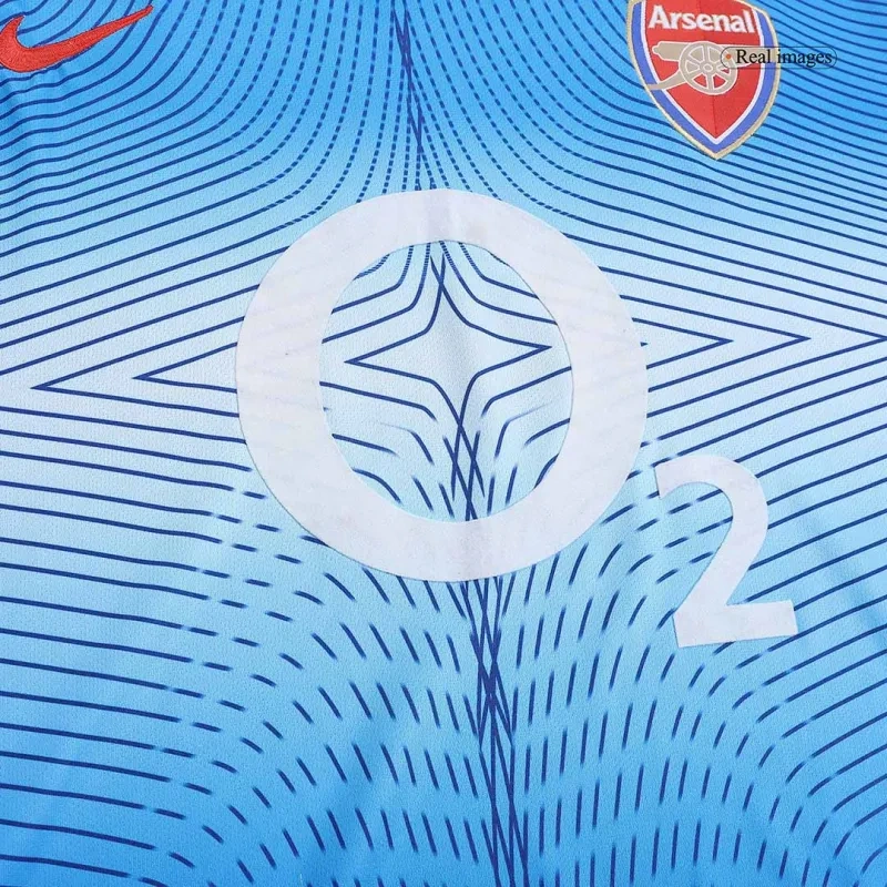 02-04Arsenal Retro Third Away Jersey