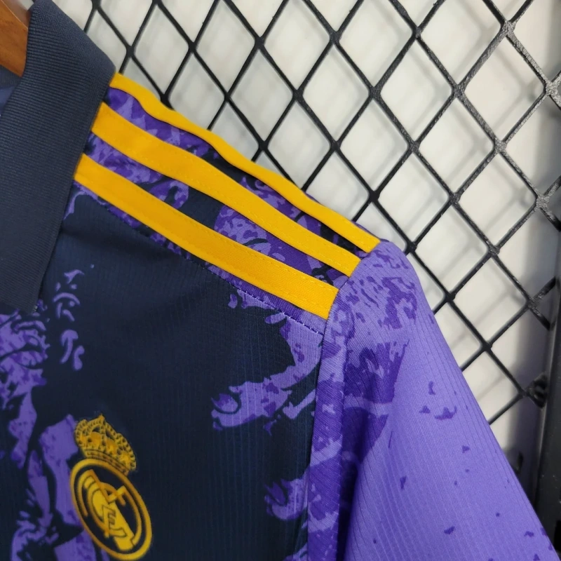 23-35 Real Madrid Chinese Dragon Purple Football Shirt
