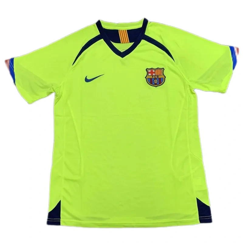 2005/06 Barcelona Ronaldinho #10 Retro Away Jersey