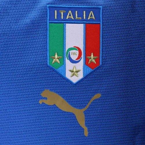 Italy Retro Jersey Home World Cup 2006