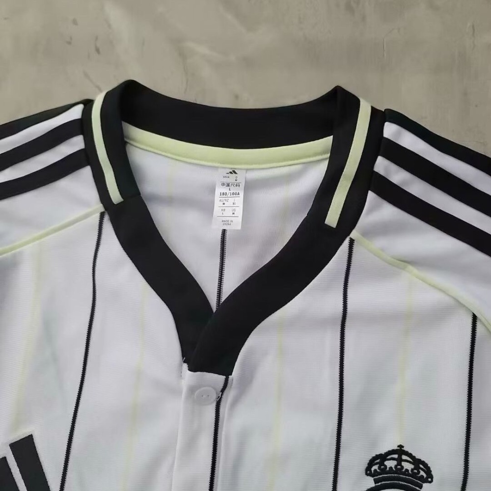 Real Madrid 2025-26 casual white striped short sleeved shirt