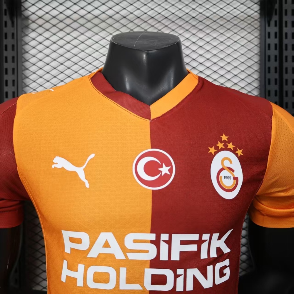 Galatasaray Home Shirt Soccer Jersey 2025-26 player version