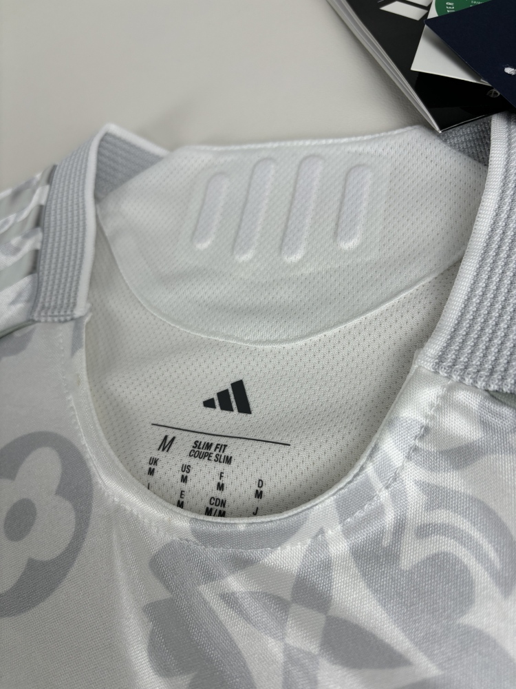 Real Madrid LVGalaxy Lights Joint Special Edition Jersey 25-26 Player edition