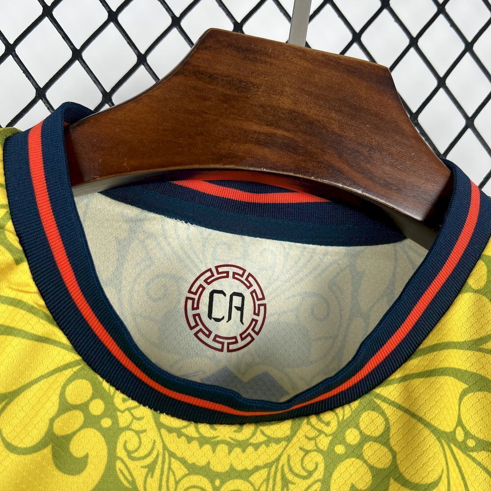 25-26 Club America Christmas Football Shirt Fan version