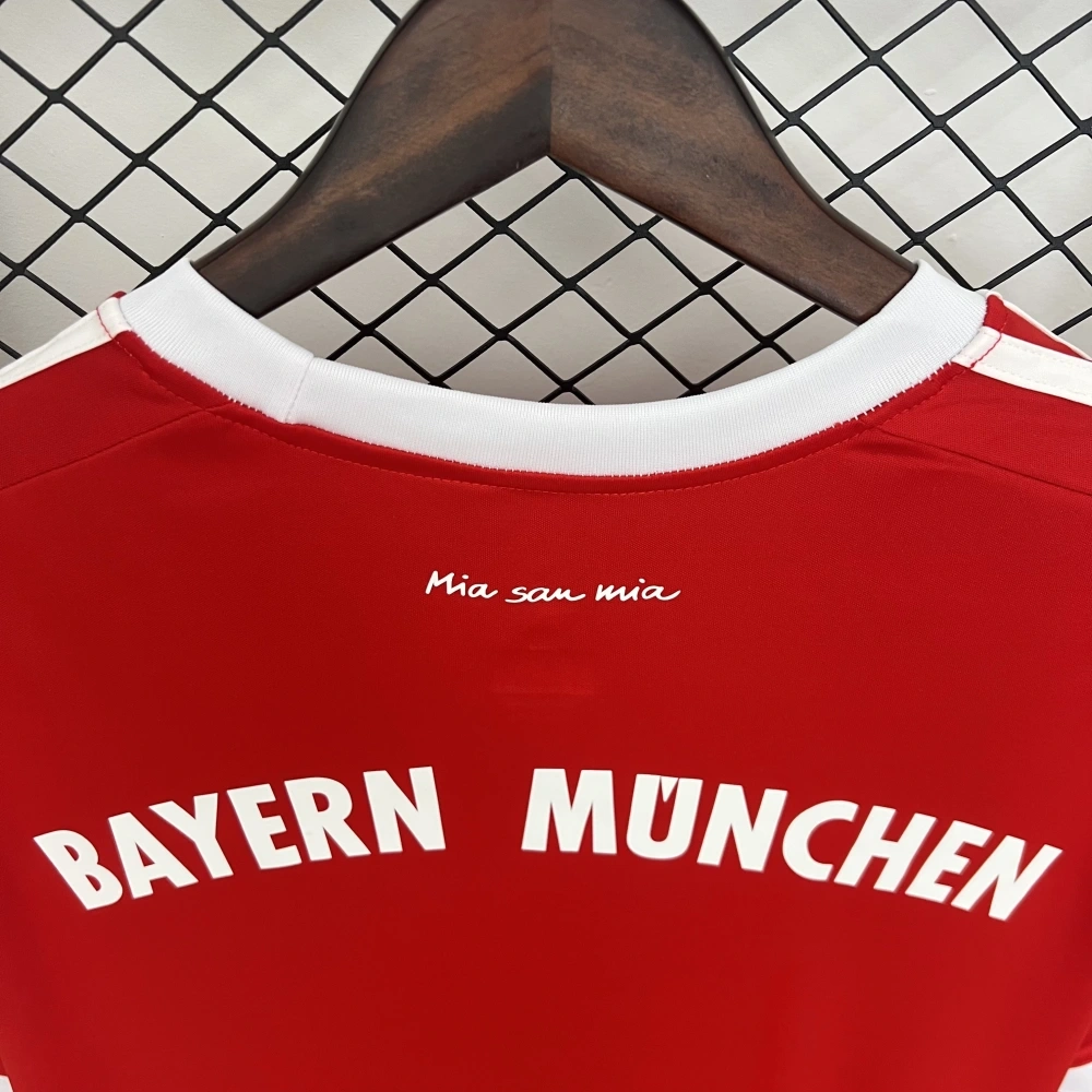 17-18 Bayern Munich Home Retro Football jersey Fan version