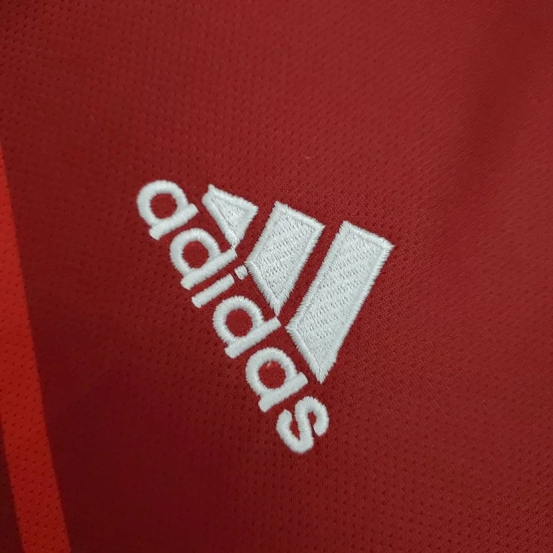 21-22 Bayern Munich Home Retro Football jersey Fan version
