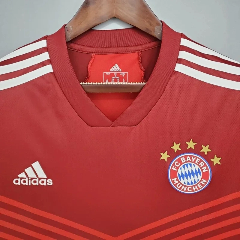 21-22 Bayern Munich Home Retro Football jersey Fan version