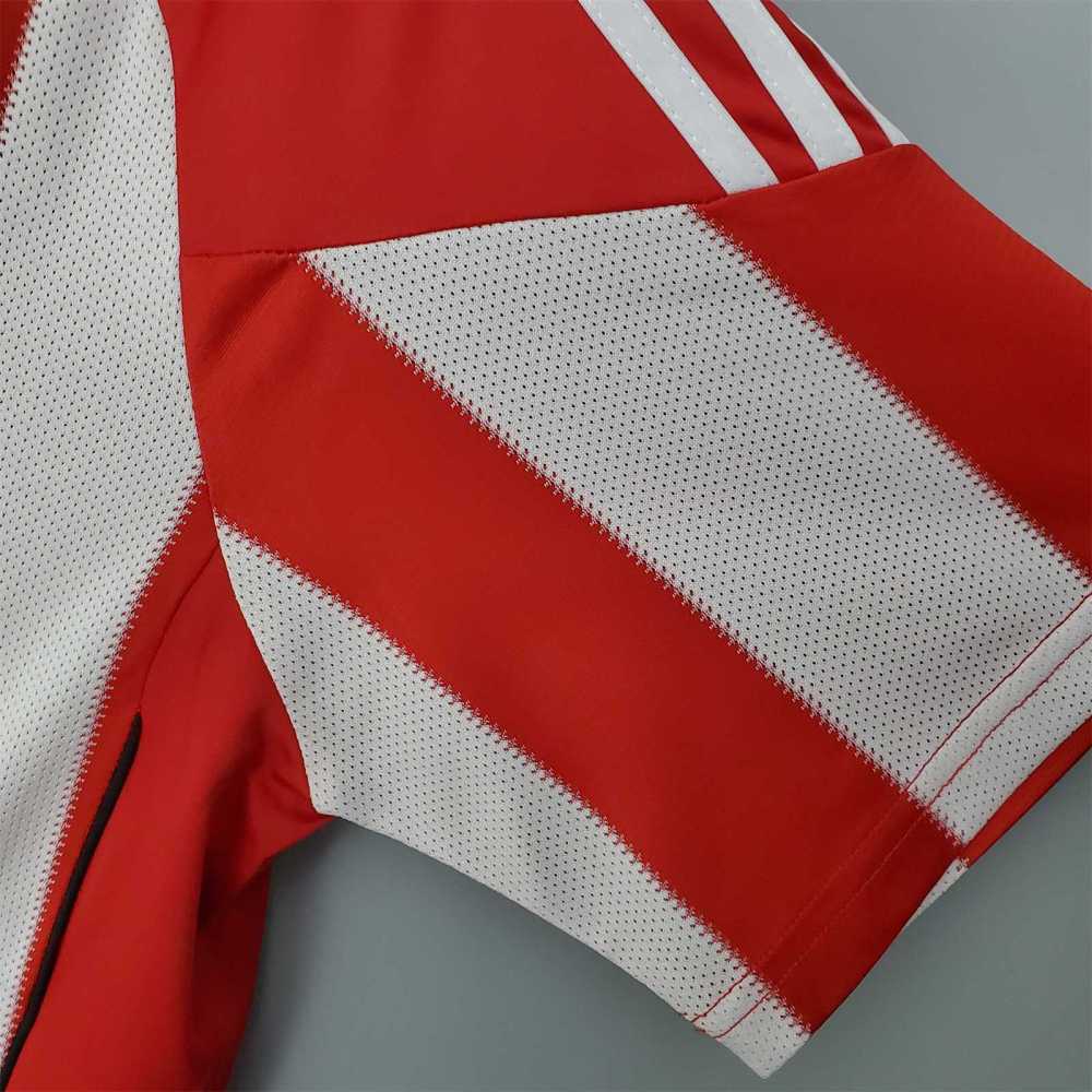10-11 Bayern Munich Home Retro Football jersey Fan version