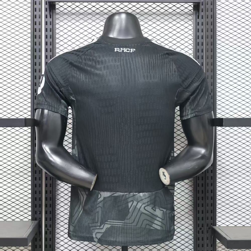 Real Madrid 26-27 Goalkeeper Football Jersey Player Version