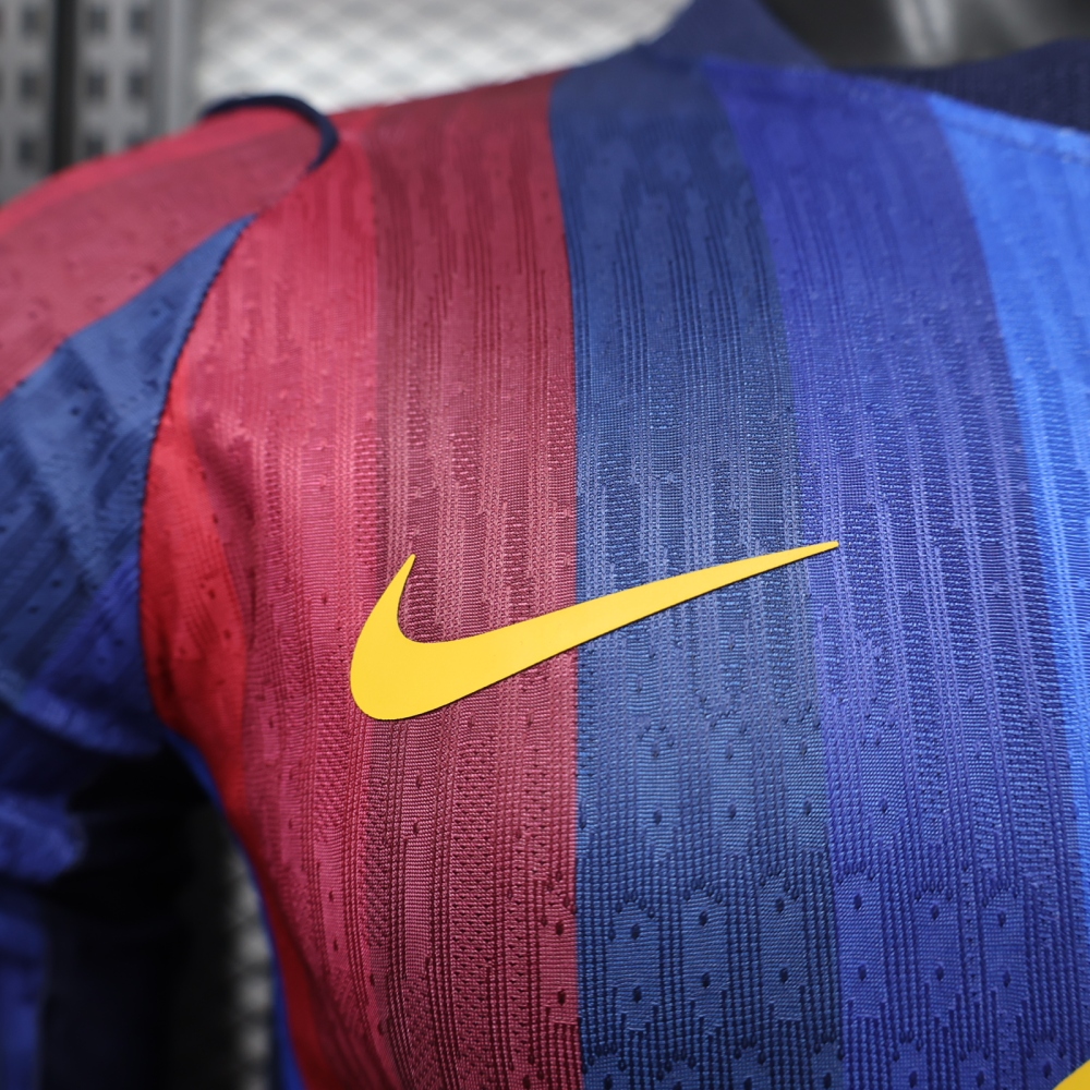 Barcelona 2026-27 season home long sleeved football jersey player version