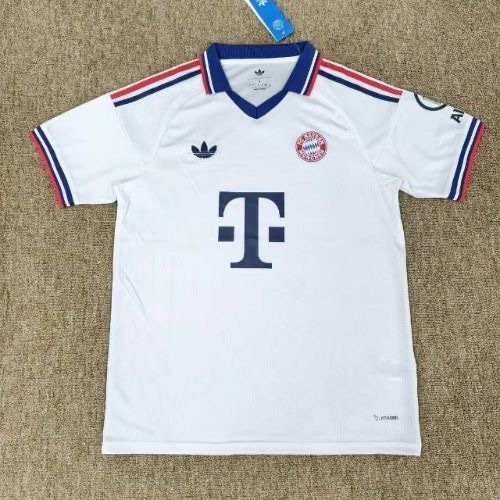 Bayern Munich 26-27 away jersey fan version