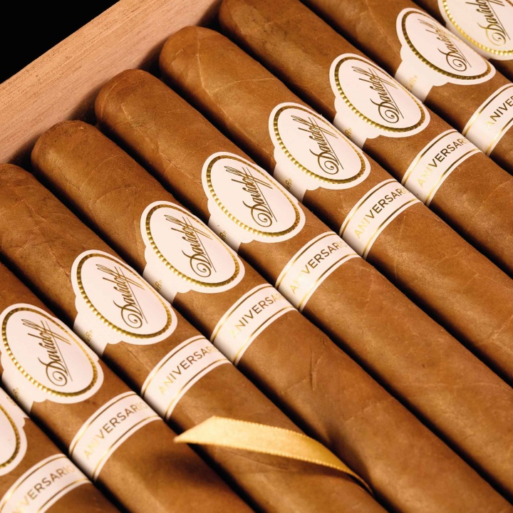 Davidoff Aniversario Double «R» 25s 大卫杜夫 周年纪念 双R 25支/盒