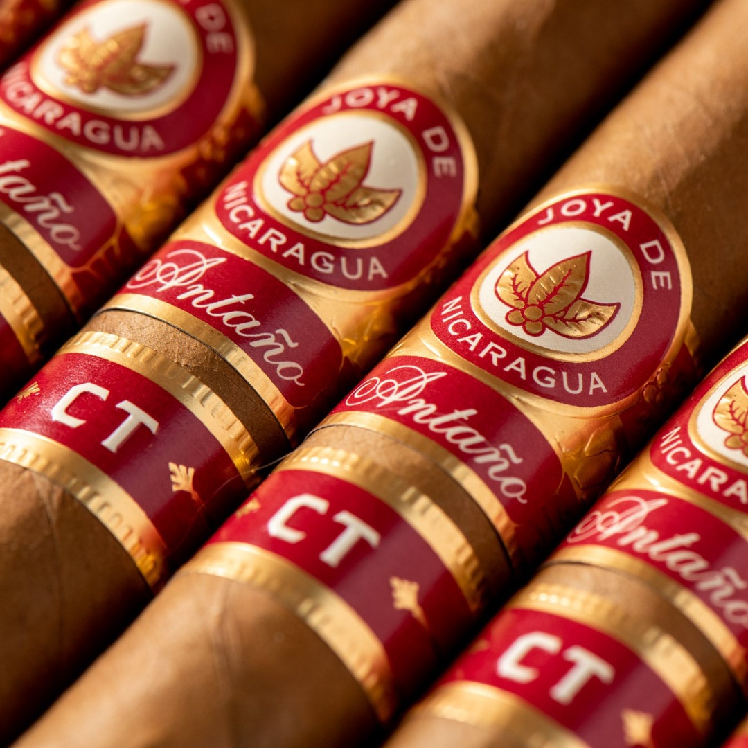 Joya de Nicaragua Antaño CT Robusto  20's 尼加拉瓜珍宝 昔日 康涅狄格 罗布图 20支/盒