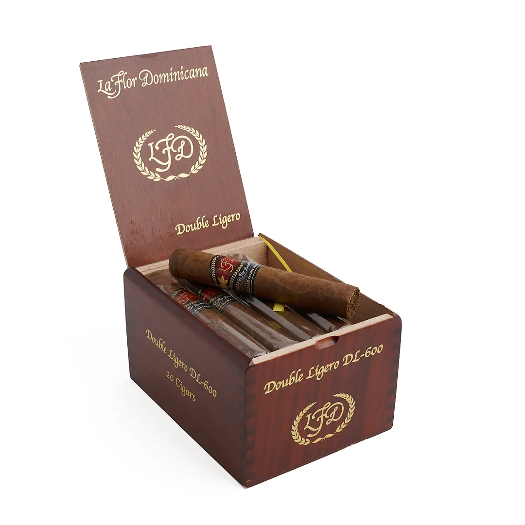 La Flor Dominicana Double Ligero DL-600 Natural 20s 多米尼加之花 双高叶 DL-600 自然 20支/盒