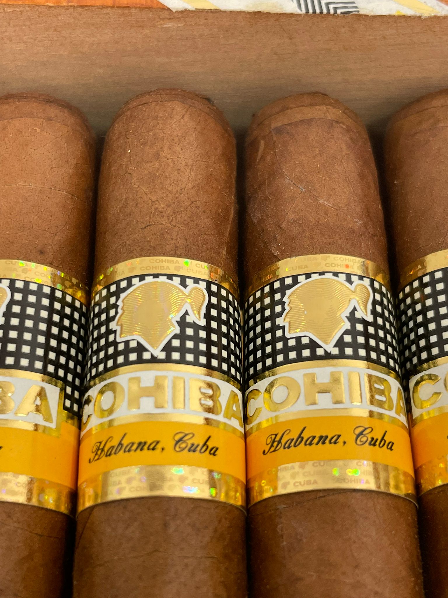 COHIBA  SIGLO II  25s 高希霸 世纪二号2020年 木盒 25支/盒