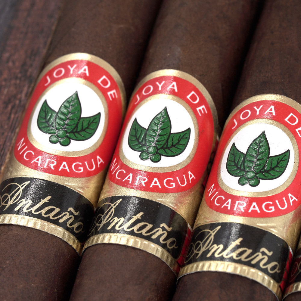 Joya de Nicaragua Antaño 1970 Lancero 20s  尼加拉瓜珍宝 陈年1970 长矛 20支/盒