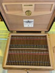 Montecristo Cigar |  Carmen 250 Aniversario Real Fábrica de Tabacos de Sevilla  蒙特卡門 塞維利亞皇家煙草廠 250週年紀念 100支/盒