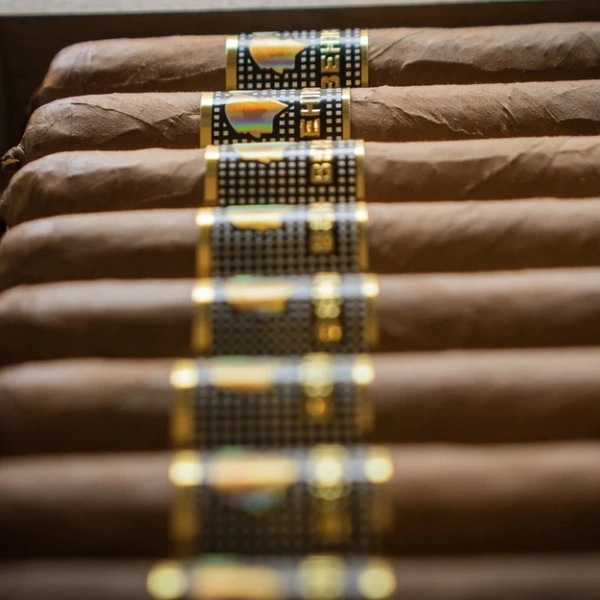 Cohiba Cigar｜Behike 52 高希霸 貝伊可 52 十支/盒