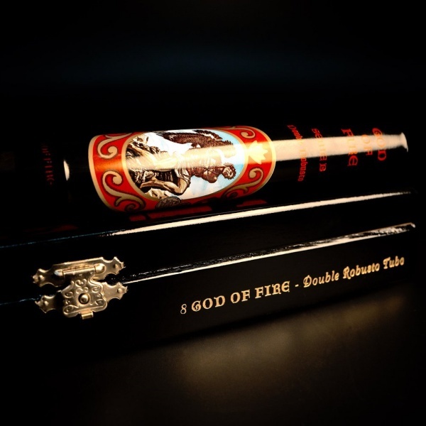 God of Fire Cigar ｜ Serie B Double RObusto Tubo 火神B系列 雙羅布圖 8支/盒