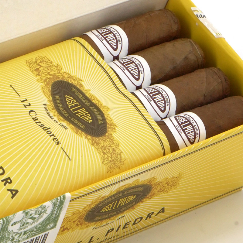 Jose L. Piedra Cazadores 比亚达 大猎人 12支/盒（澳门自提）