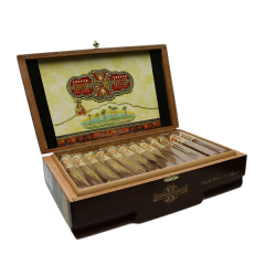 Arturo Fuente FFOX Perfecxion 77 Shark 阿图罗·富恩特 巨著 完美鲨鱼77 36支/盒（澳门自提）