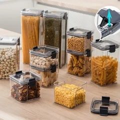 Food storage containers