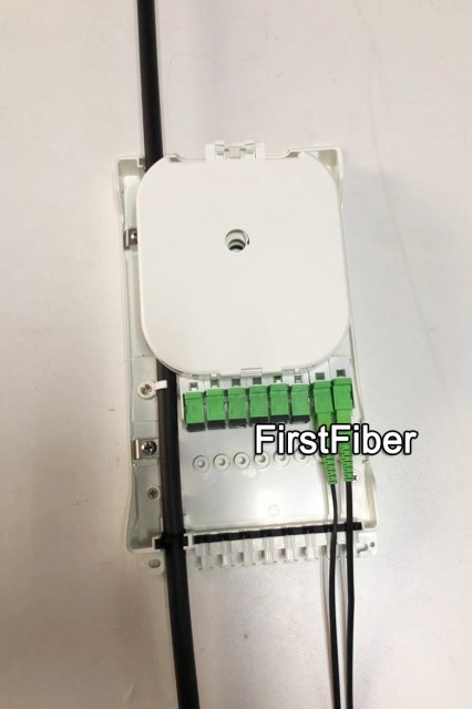 8 Cores Fiber Terminal Box for Vertical Cabling Model FF-FTB8E