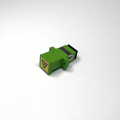 Adaptateur SC/APC avec obturateur automatique anti-poussière vert