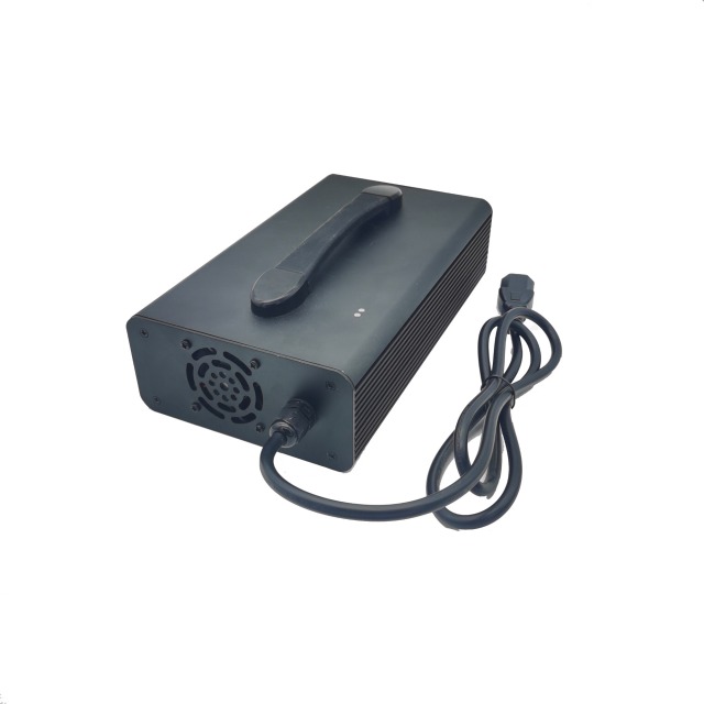 Smart design 87.6V 10A LiFePO4 battery charger For 24S LiFePO4 Battery charging