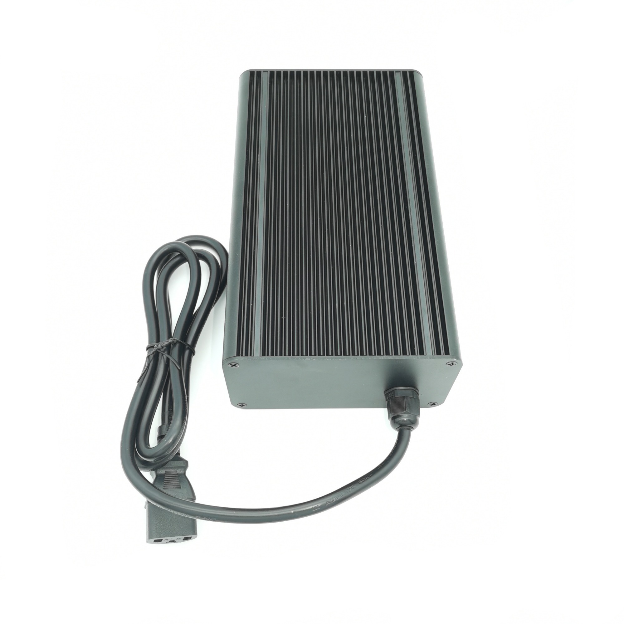 Smart Waterproof design 71.4V 5A Lithium battery charger For 60V 17S Li-ion Battery charger Electric Scooter E-bike motorcycle