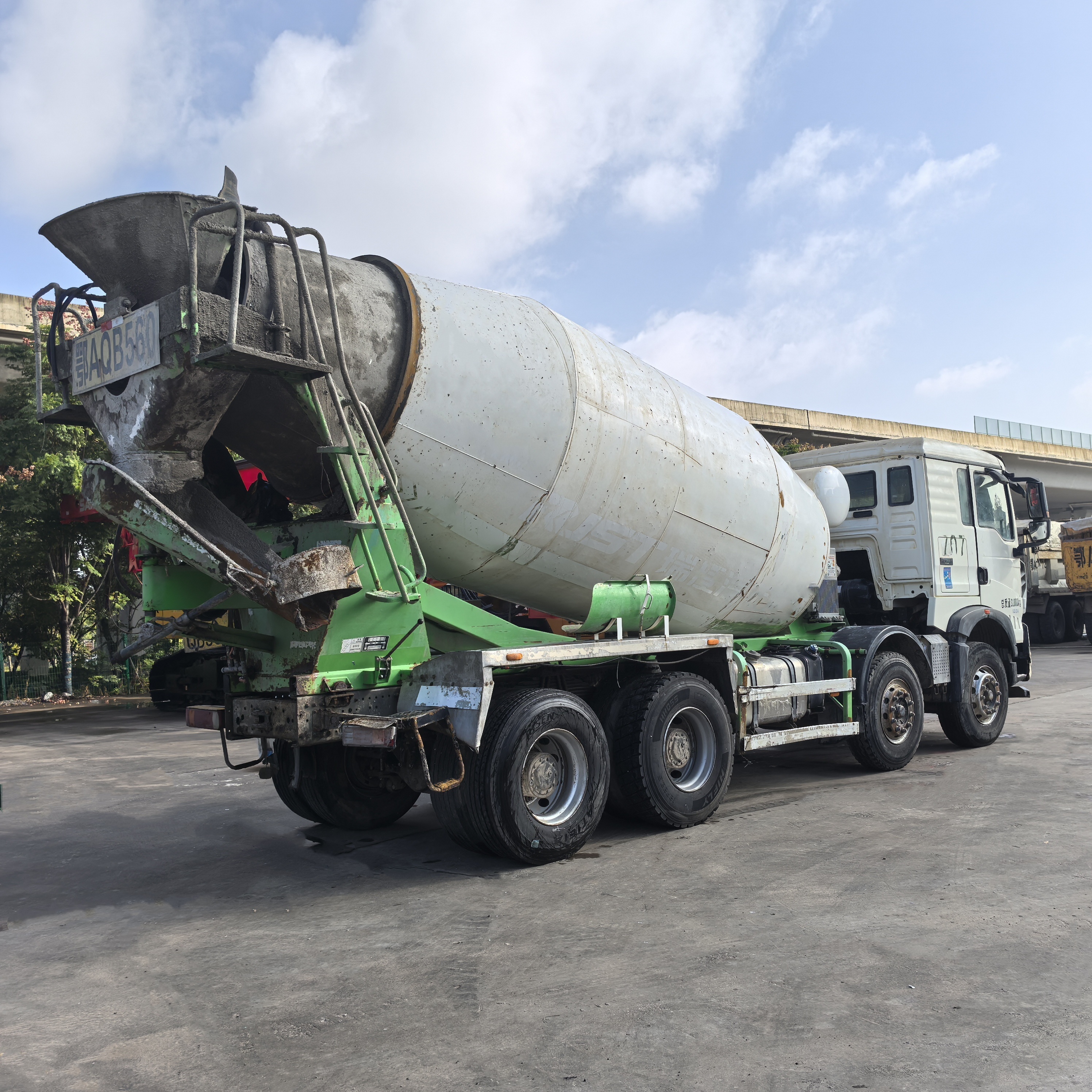 HOWO Concrete Mixer Truck 12cbm