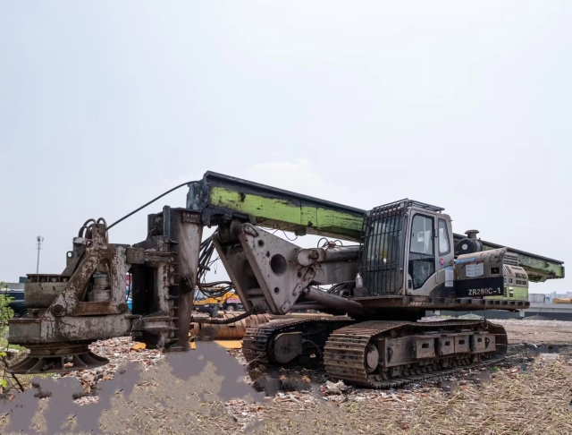 ZOOMLION Rotary Drilling Rig 240kN.m