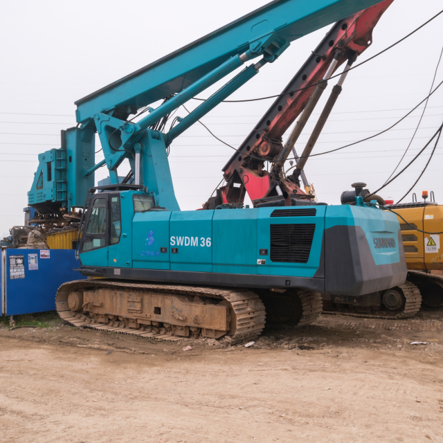 SWDM36  Rotary Drilling Rig 418kN.m