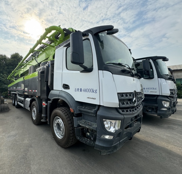 ZOOMLION Concrete Pump Truck 62m