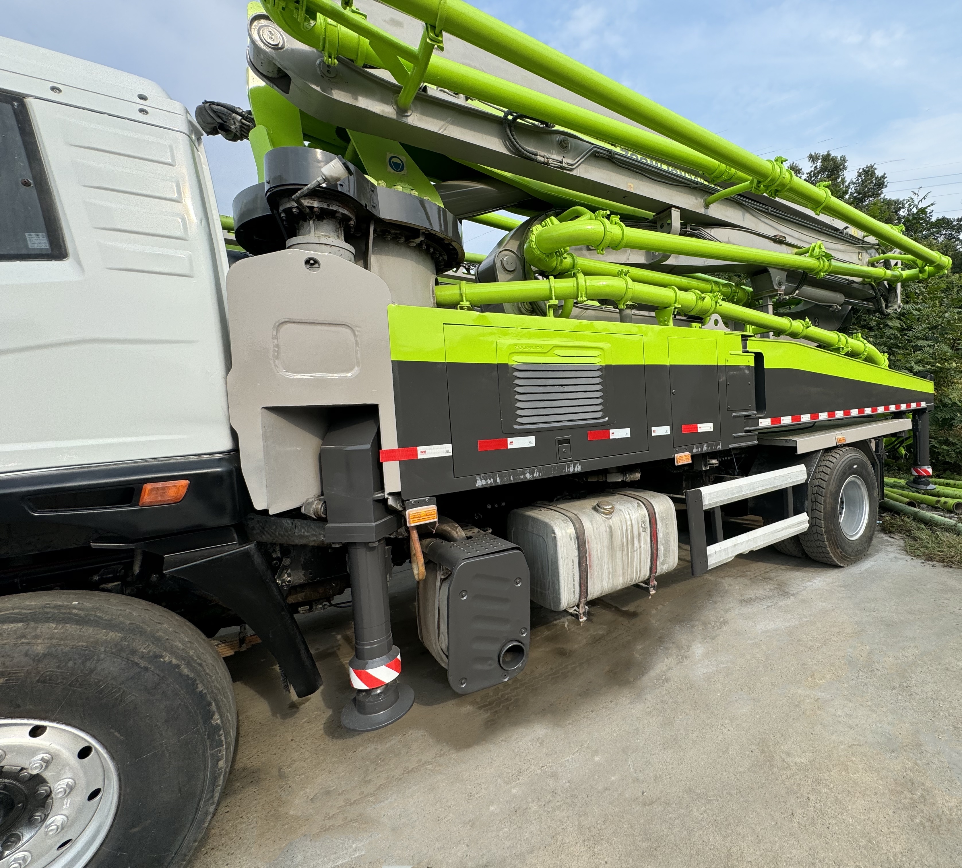Zoomlion Concrete Pump Truck 37m