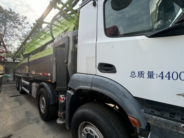 Zoomlion Concrete Pump Truck 56m